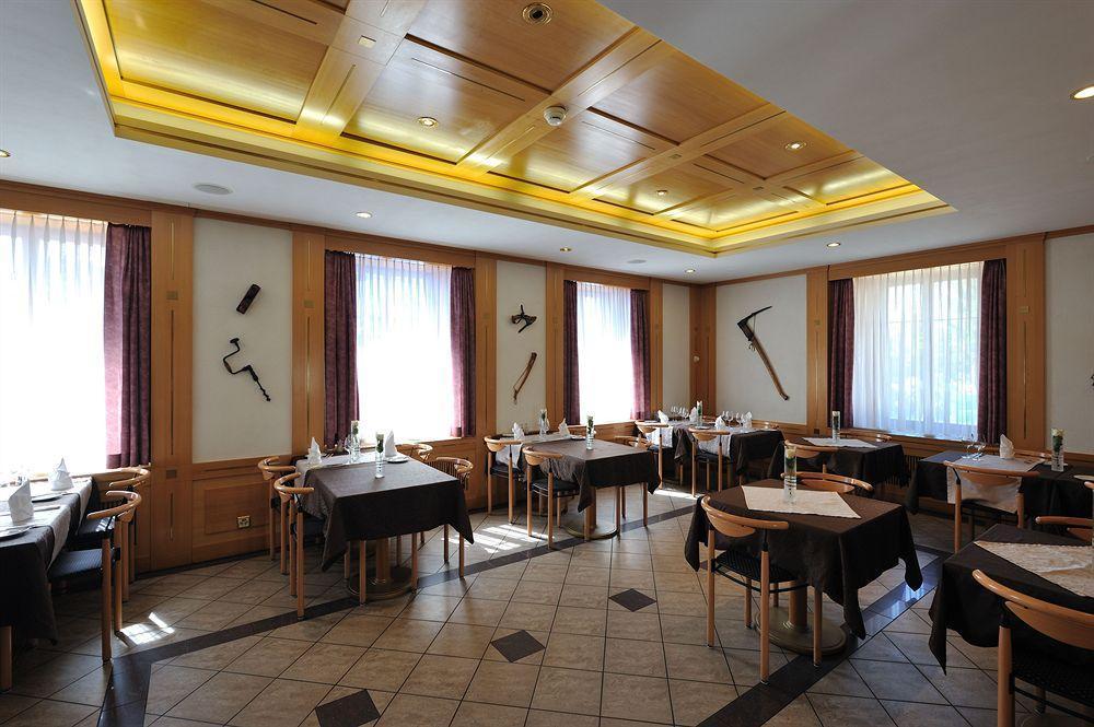 Grand Les Endroits Hotel 4*